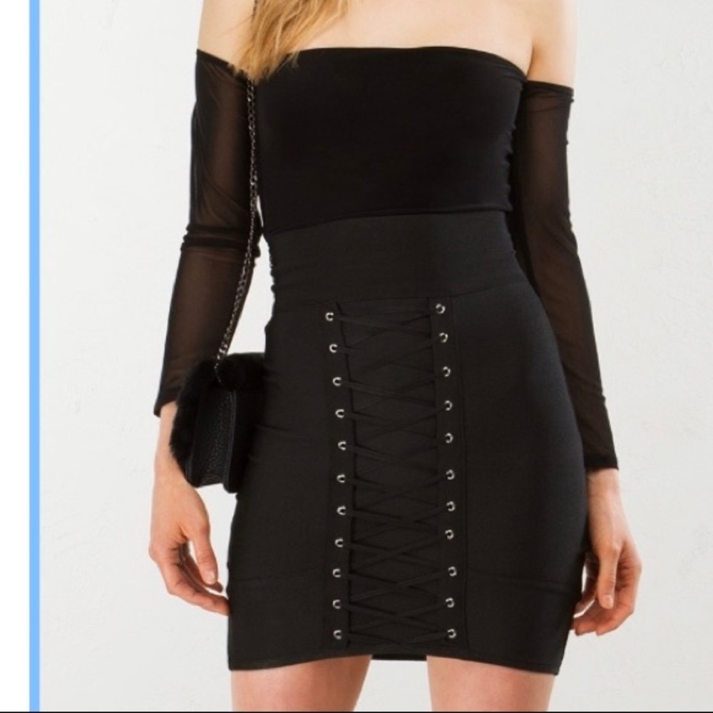 Akira High waisted bandage skirt